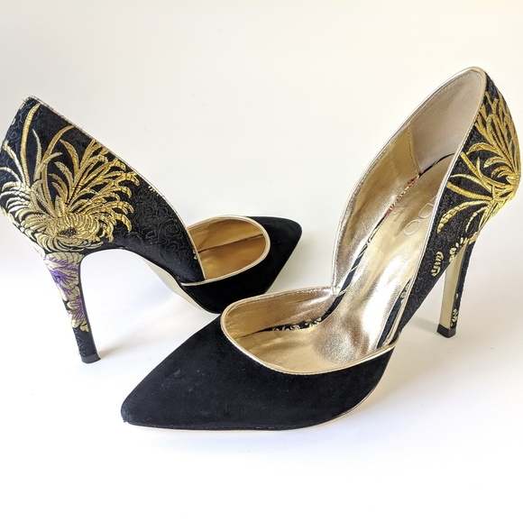 Aldo Shoes - ALDO EMBROIDERY GOLD & PURPLE FLOWERS BLACK PUMPS